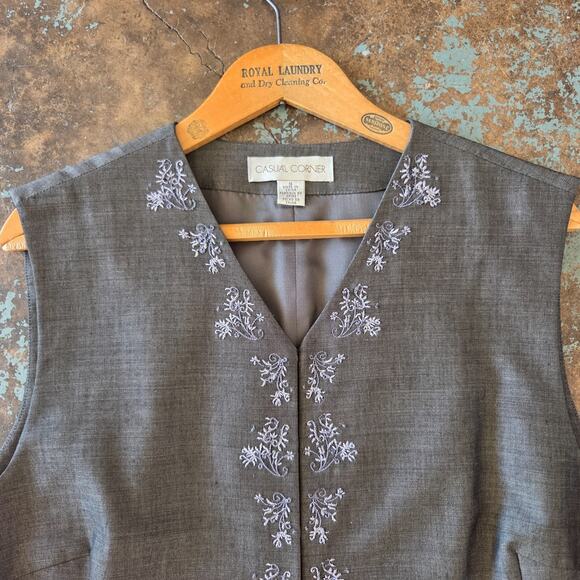 Vintage 90s Menswear Style Embroidered Vest Size 16 Gray Hooks Whimsygoth Career - Picture 2 of 9